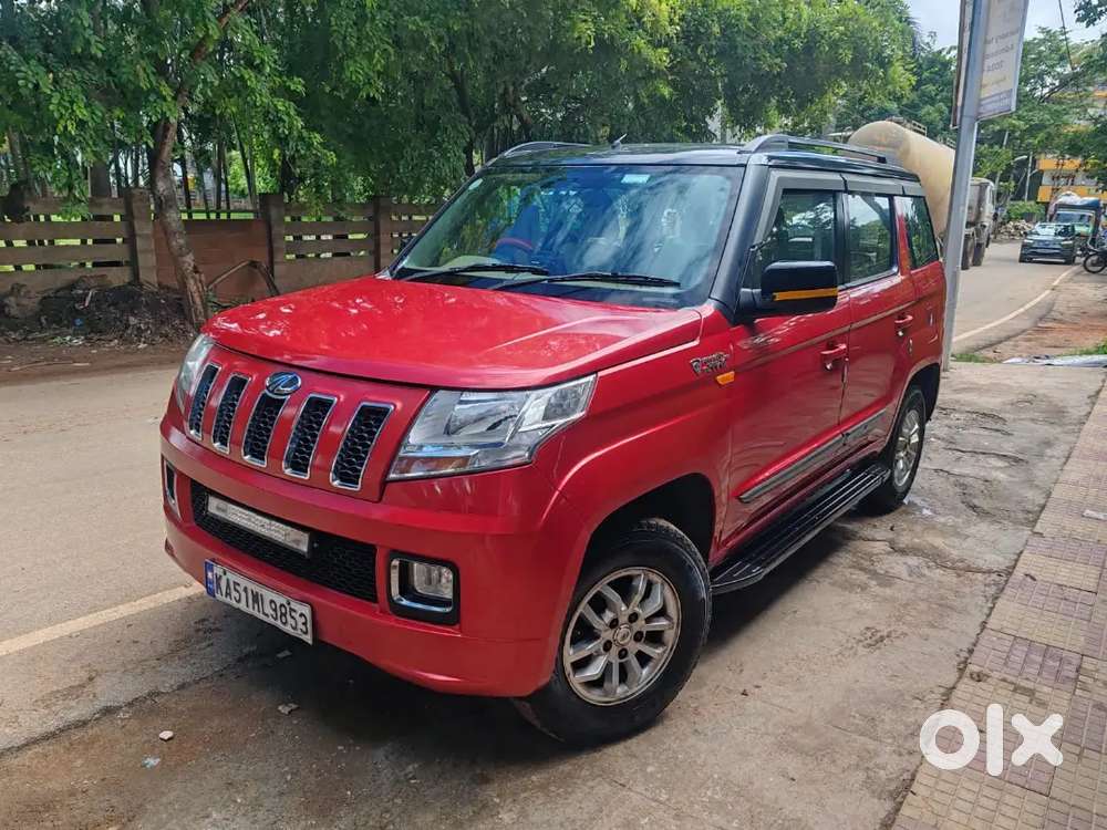 Mahindra Tuv 300 2018