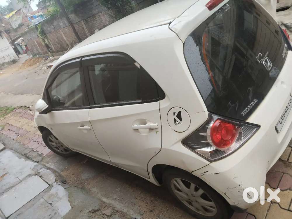 Honda Brio 2013 Model Petrol