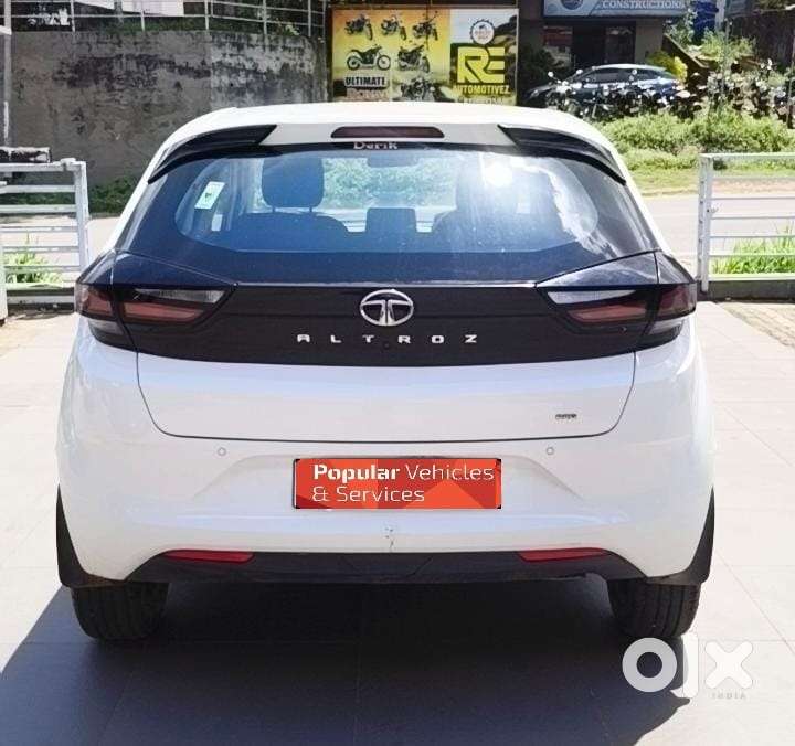 Tata Altroz 1.2 Xt, 2023, Petrol