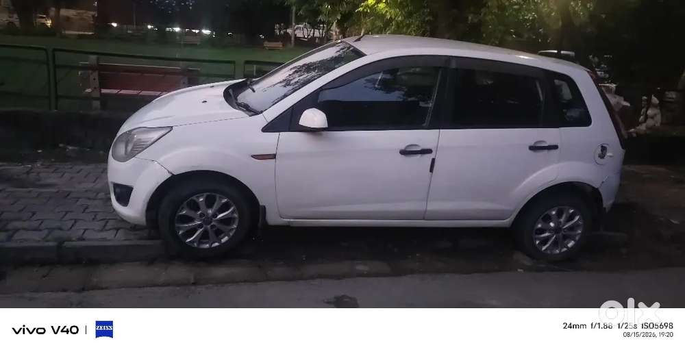 Ford Figo 1.2 Trend 2103