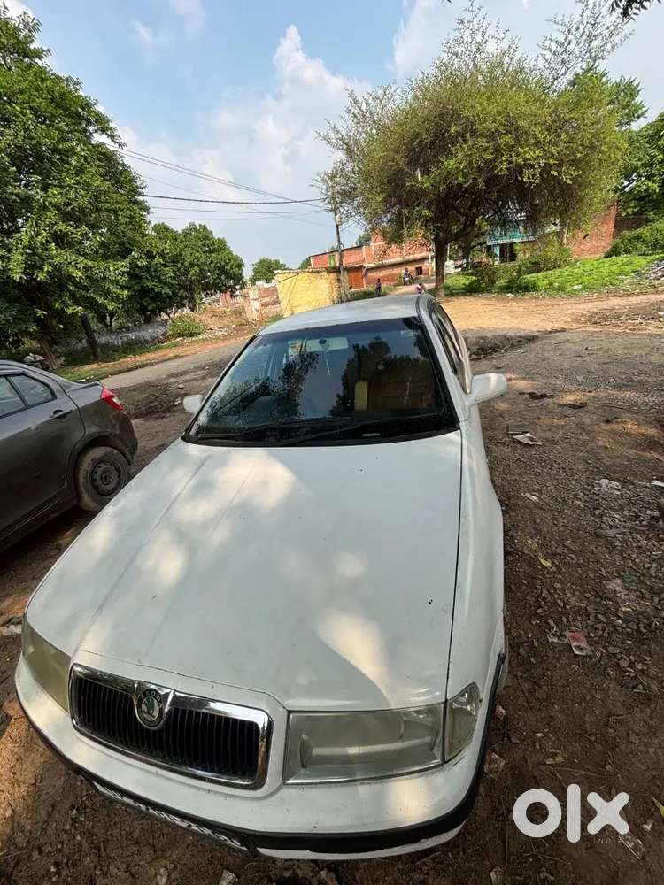 Skoda Octavia Essence 2005