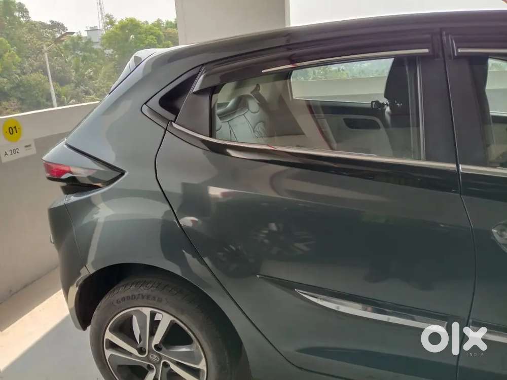 Tata Altroz 2022 Diesel 35000 Km Driven