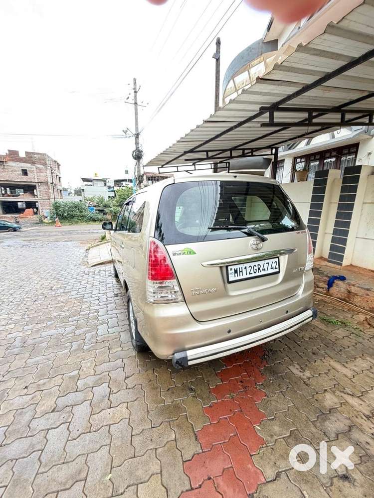 Toyota Innova Diesel 2011 Year