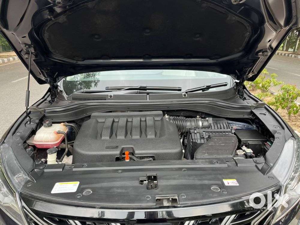 Mahindra Xuv700 2.0 Ax 7 Petrol At Luxury Pack Str, 2024, Petrol