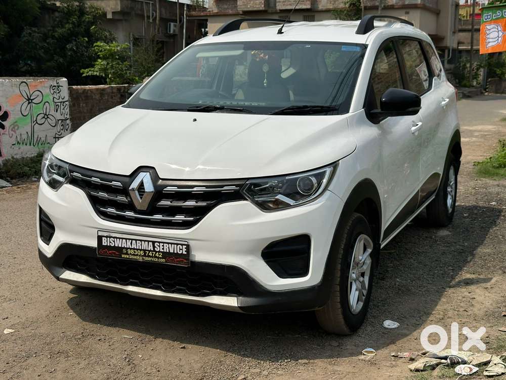 Renault Triber Rxz, 2023, Petrol