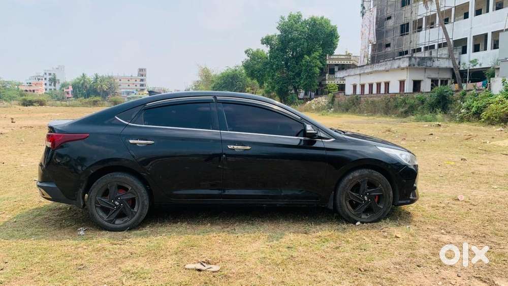 Hyundai Verna Sx 2021  Loaded  Black Beauty  Second Owner