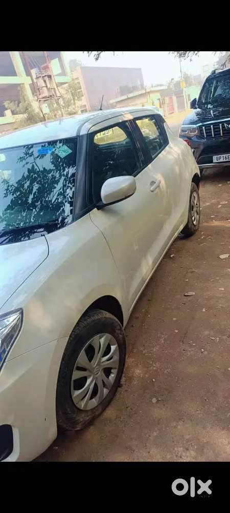 Maruti Suzuki Swift 2023 Cng & Patrol Company Fit 45500 Km Driven