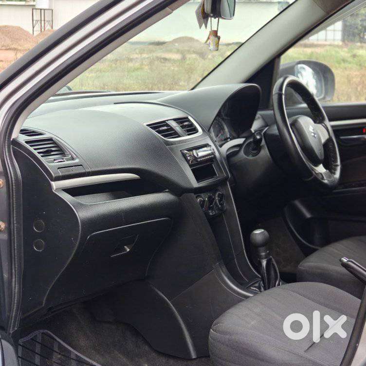 Maruti Suzuki Swift Vxi With Abs, 2012, Petrol