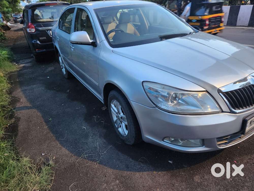 Skoda Laura Ambiente 2.0 Tdi Cr Manual, 2013, Diesel