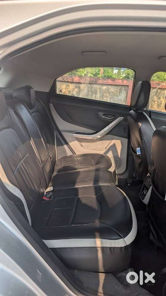 Tata Nexon 1.2 Revotron Xza Plus, 2018, Petrol