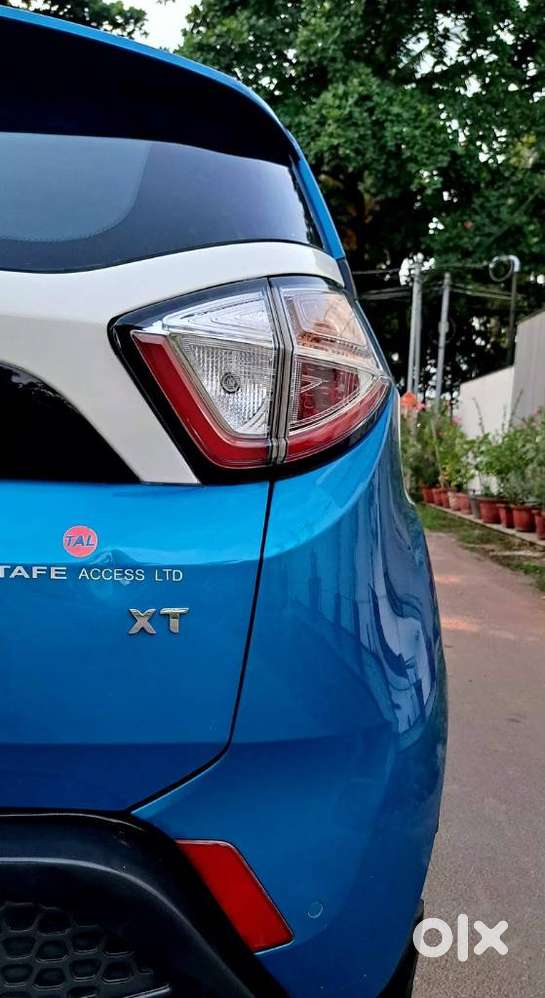 Tata Nexon 1.2 Revotron Xt, 2018, Petrol