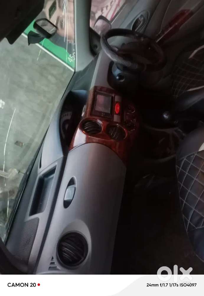 Toyota Etios Cross 2011, 70000 Km Driven