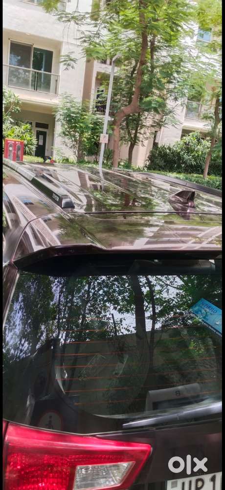 Innova Crysta 2.7z (at) 2022