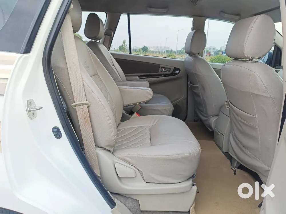 Toyota Innova 2014 Diesel 99000 Km Driven