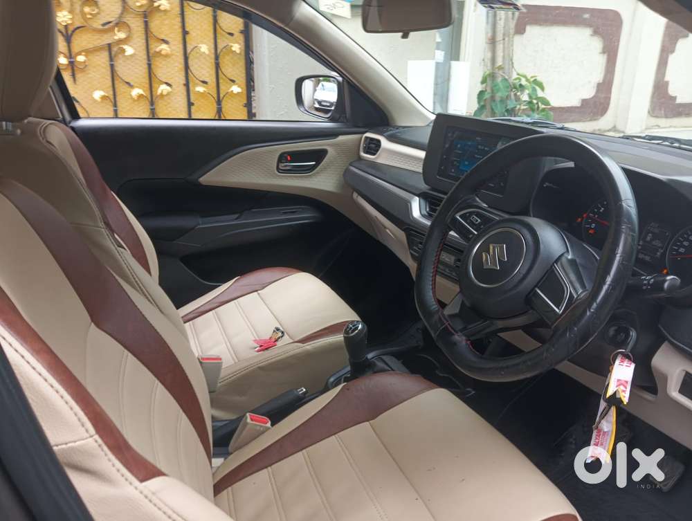 Maruti Suzuki Swift Dzire Vxi Optional, 2025, Cng & Hybrids