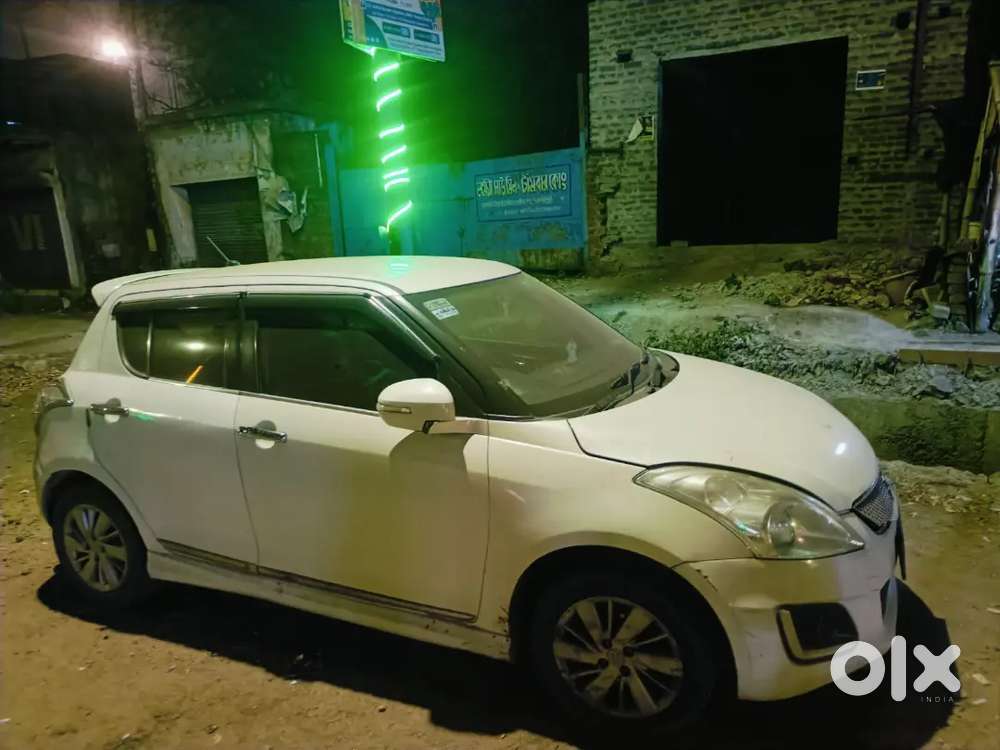 Maruti Suzuki New-gen Swift 2014 Petrol 100000 Km Driven
