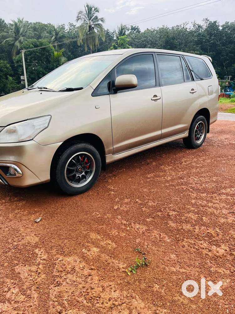Toyota Innova 2010 Year Manual