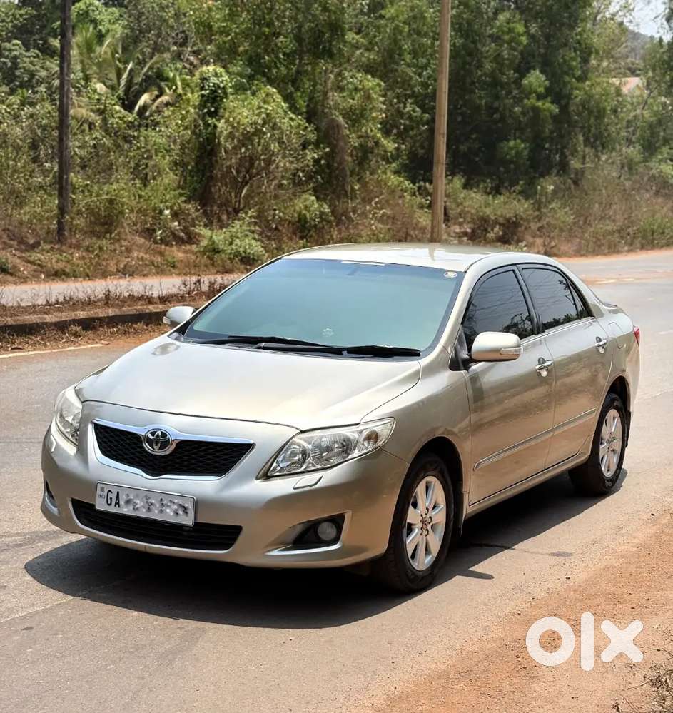 Toyota Corolla Altis Fully Top Model 2011 Diesel 128000 Km Driven