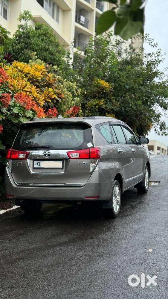 Toyota Innova Crysta 2.8z Automatic, 2017, Diesel