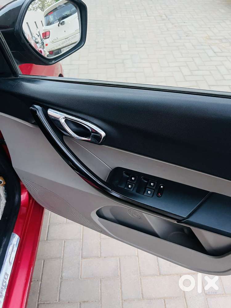 Tata Tiago 1.2 Revotron Xz (o), 2017, Petrol