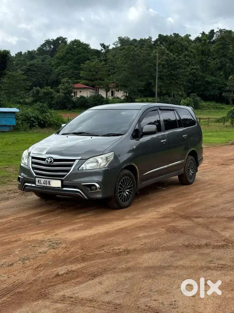 Toyota Innova 2.5 G 2014 Diesel 7 Seater