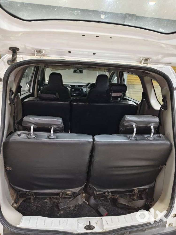 Renault Triber Rxl, 2023, Petrol