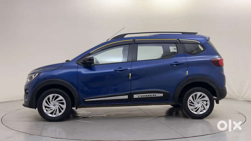Renault Triber Rxz, 2022, Petrol
