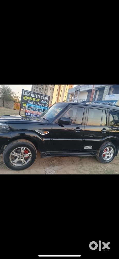 Mahindra Scorpio Diesel 2015