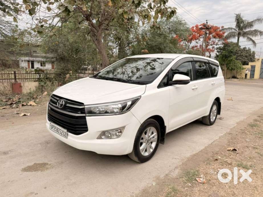 Toyota Innova Crysta 2.4 G Mt 8s, 2017, Diesel