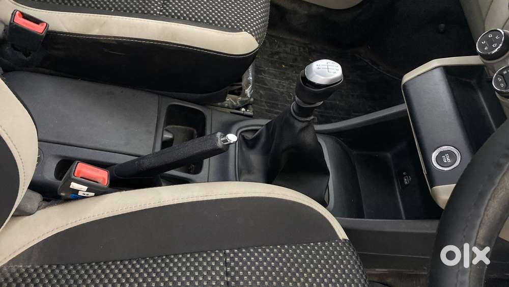 Renault Triber Rxz, 2020, Petrol