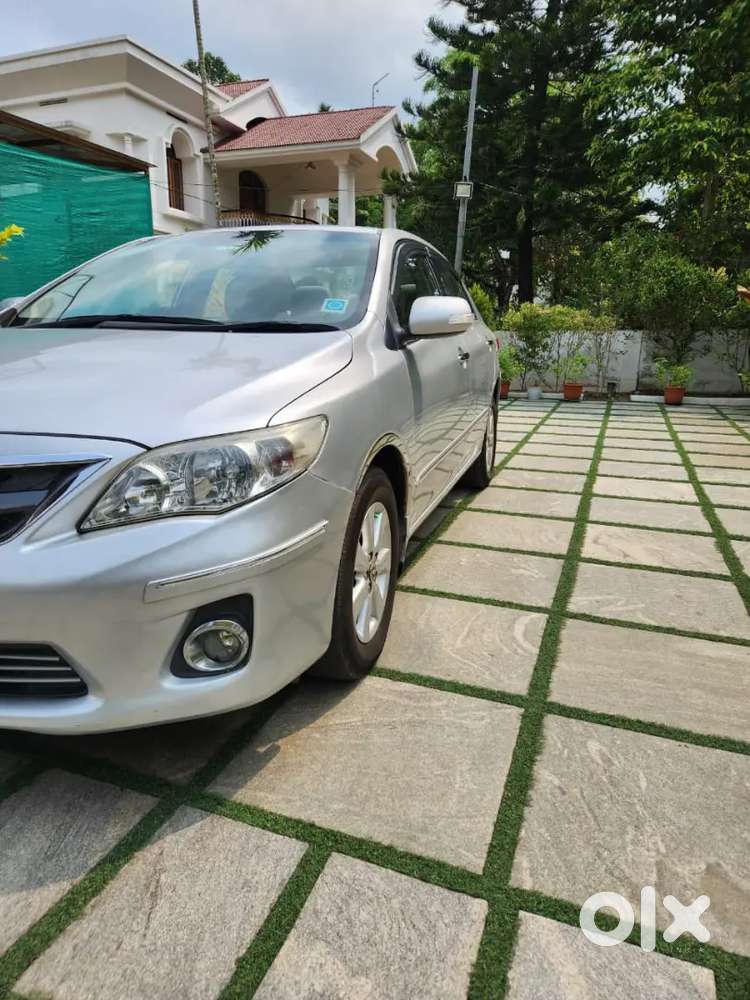 Toyota Corolla Altis 2013