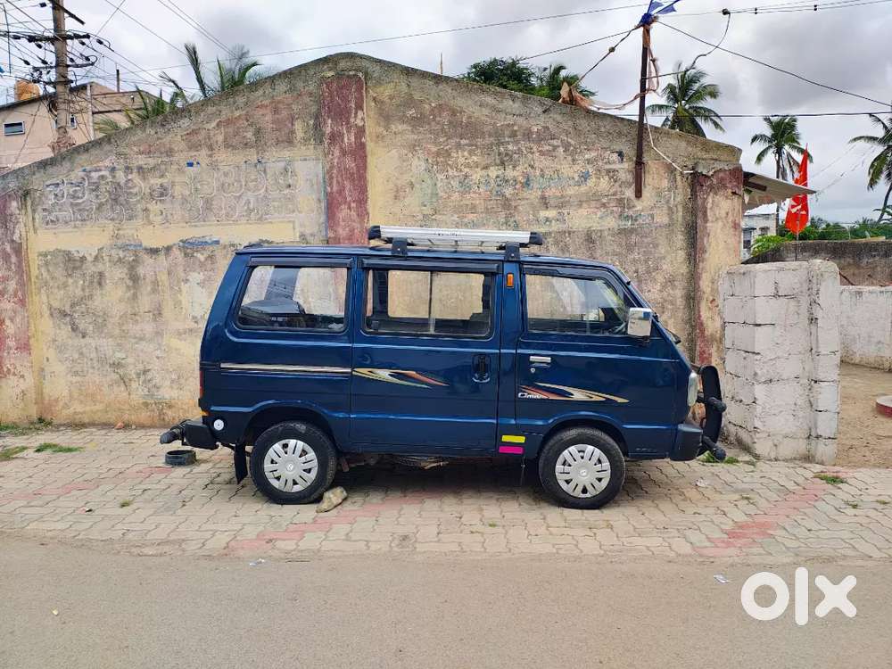 Maruti Suzuki Omni 2010