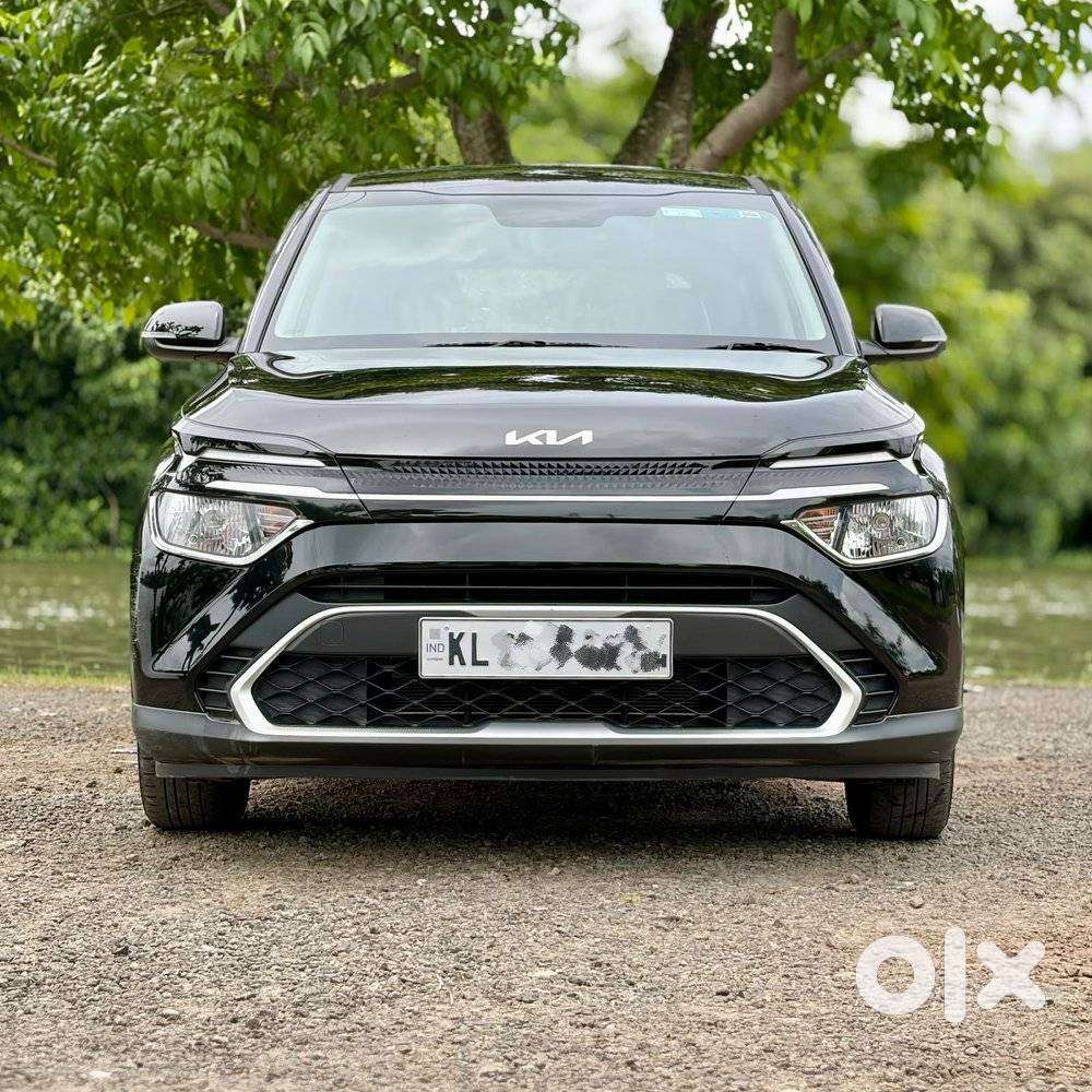 Kia Carens G1.5 6mt Gravity, 2024, Petrol