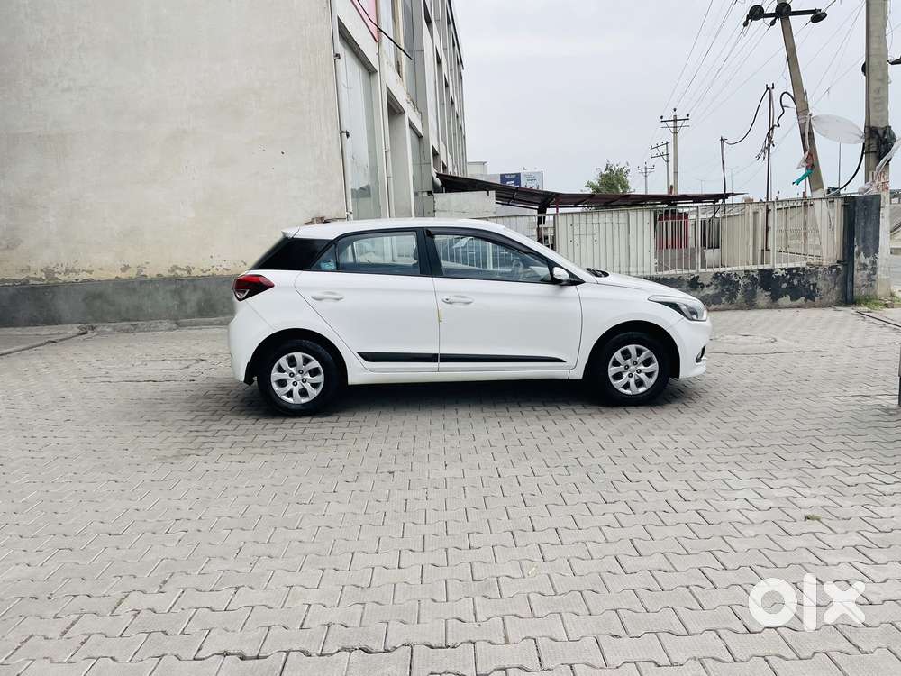 Hyundai I20 Petrol Spotz, 2016, Petrol