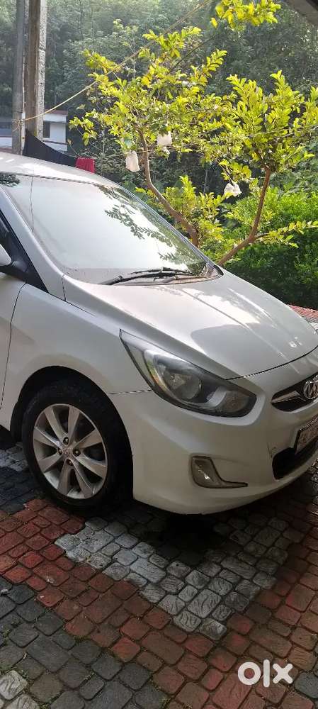 Hyundai Verna 2011 Petrol Well Maintained