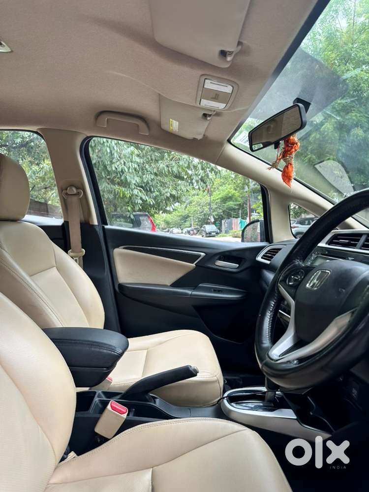 2015 Honda Jazz Auto V Petrol