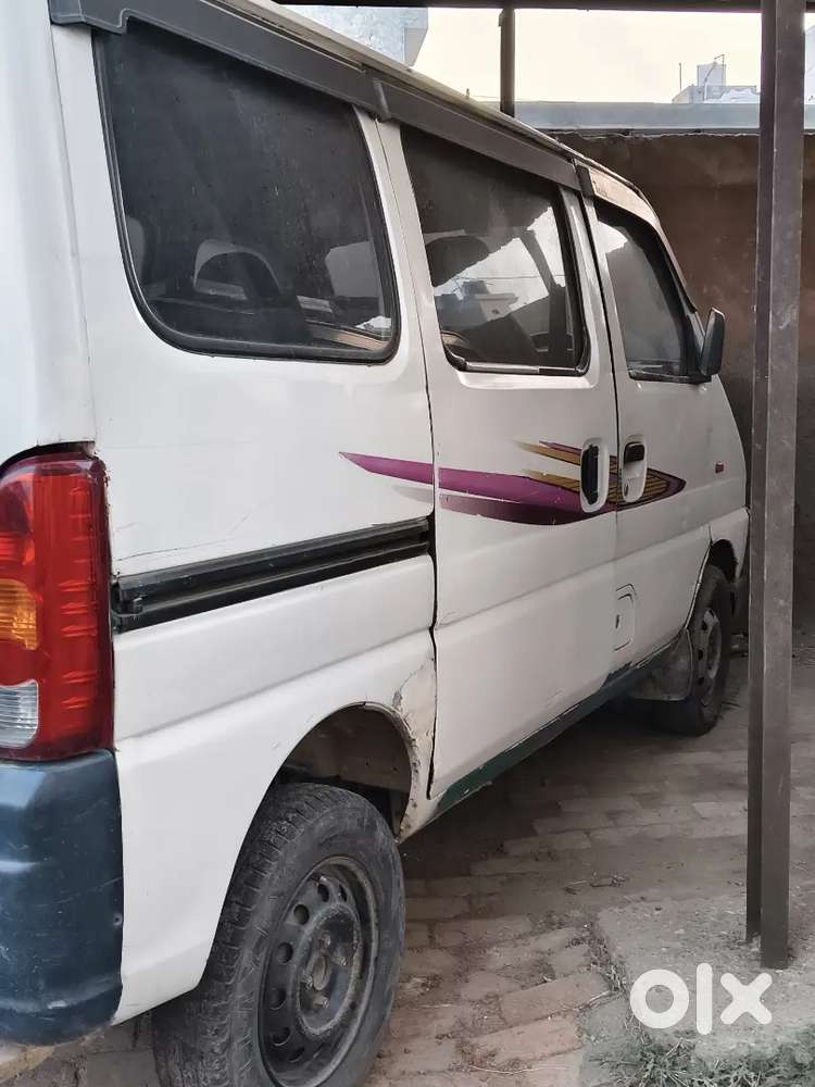 Maruti Suzuki Eeco 2016