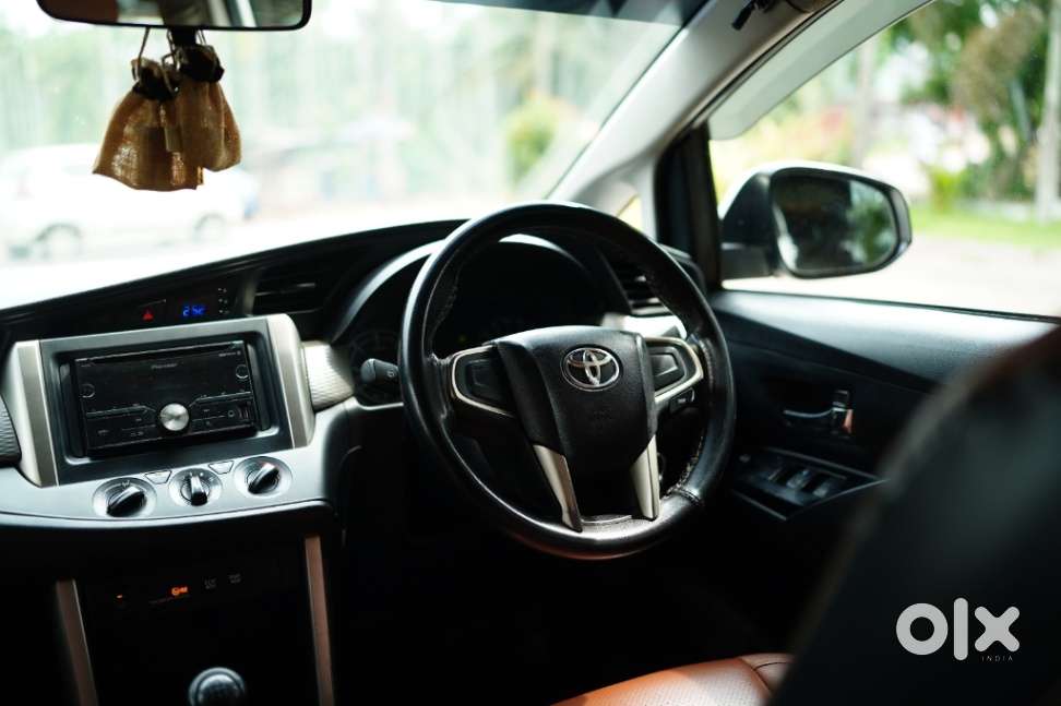 Toyota Innova Crysta 2.4 G Mt, 2018, Diesel