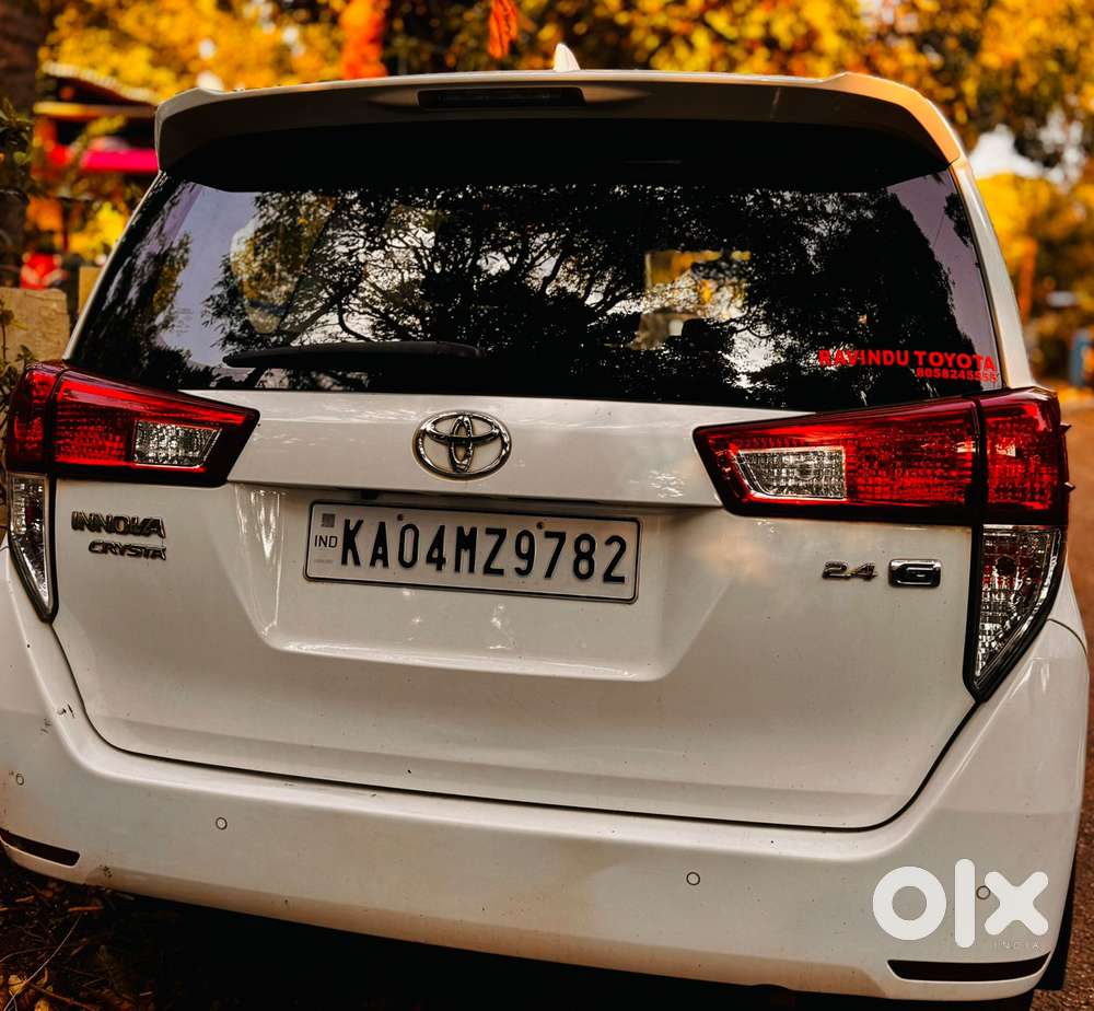 Toyota Innova Crysta 2.4 G Mt, 2022, Diesel