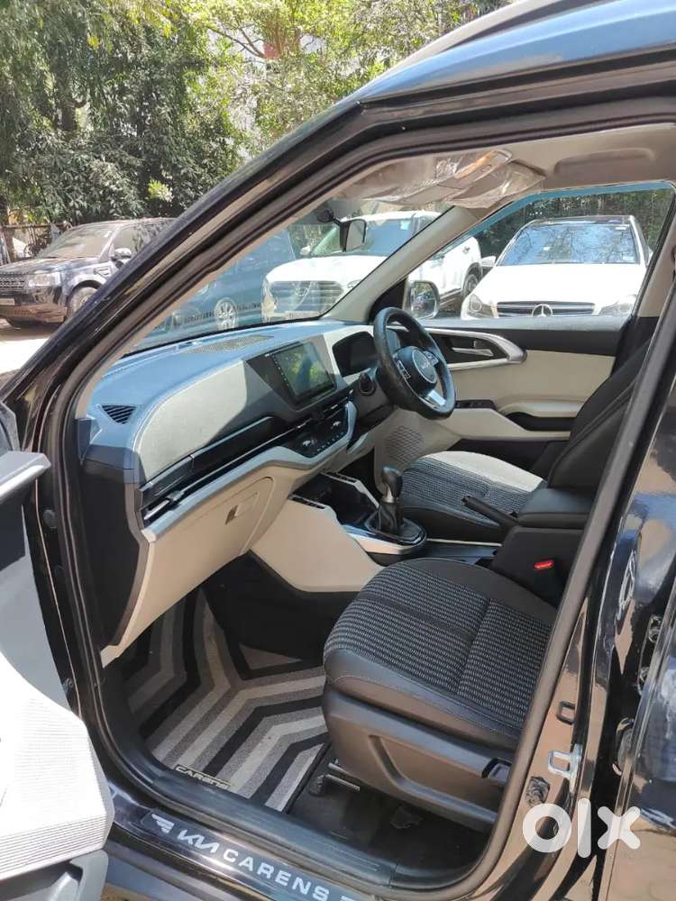 Kia Carens Prestige Plus 2022