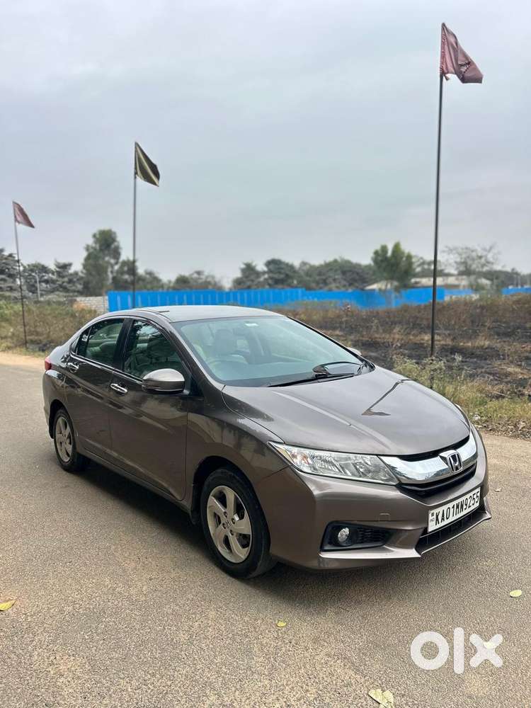 Honda City I-vtec V, 2016, Petrol