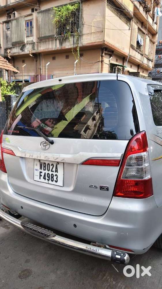 Toyota Innova 2.5 G (diesel) 8 Seater Bs Iv, 2014, Diesel