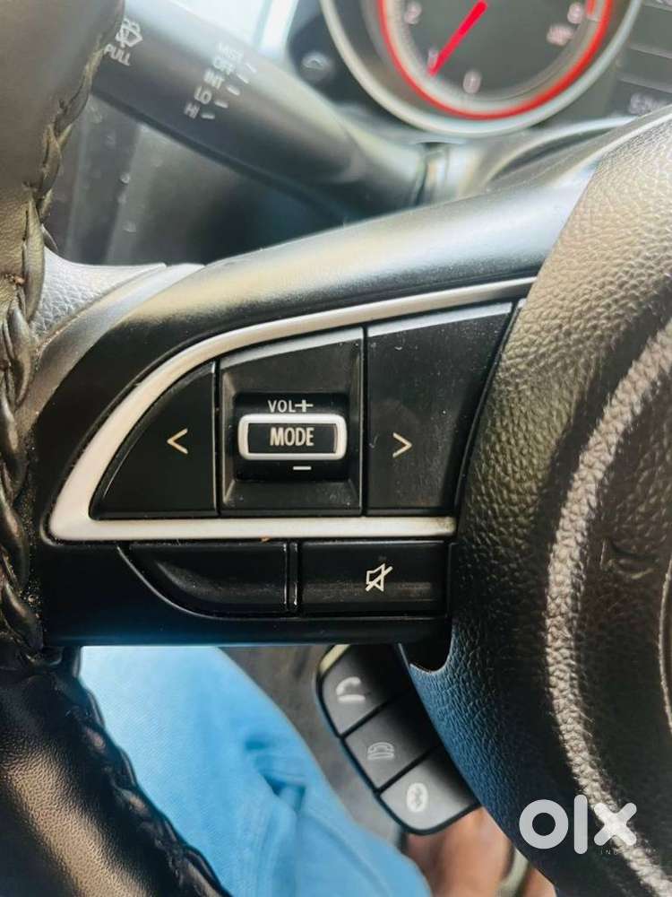 Maruti Suzuki Swift Vxi + Manual, 2023, Petrol