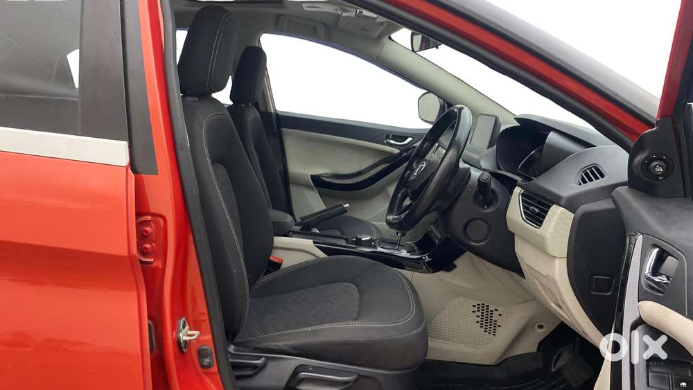 Tata Nexon 1.2 Revotron Xza Plus Premium, 2022, Petrol