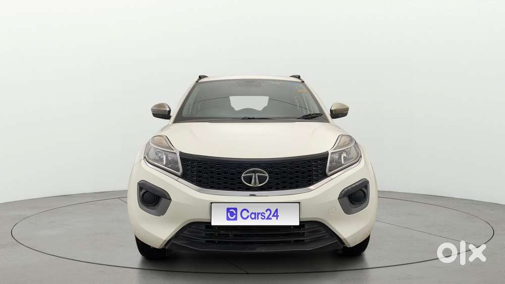Tata Nexon 1.2 Revotron Xma, 2019, Petrol
