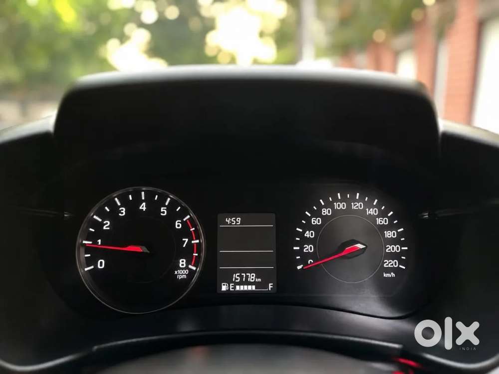 Maruti Suzuki Swift Vxi, 2025, Petrol