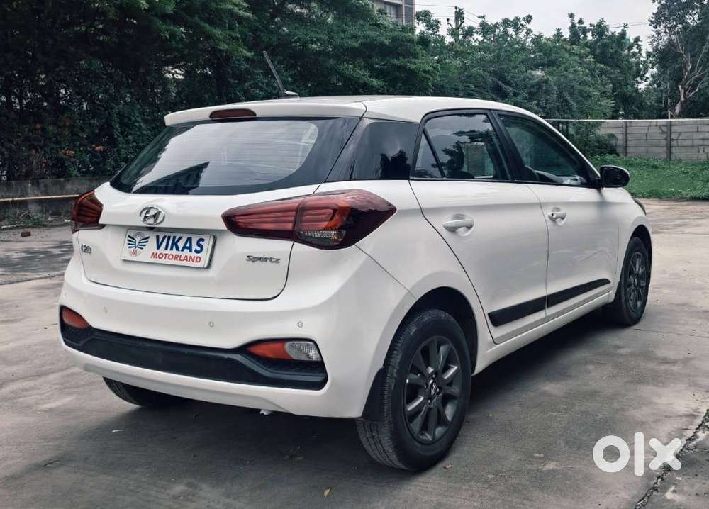 Hyundai Elite I20 1.2 Sportz Plus Vtvt Cvt, 2019, Petrol