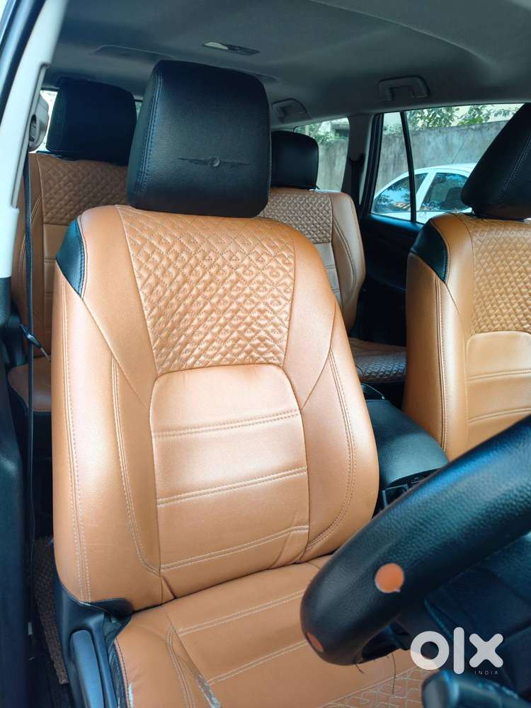 Toyota Innova Crysta 2016  Ending Diesel Good Condition