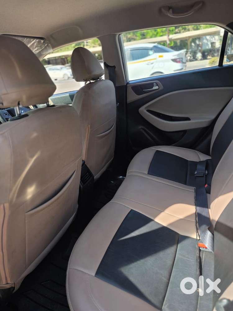 Hyundai Elite I20 Sportz (o) 1.2, 2016, Petrol