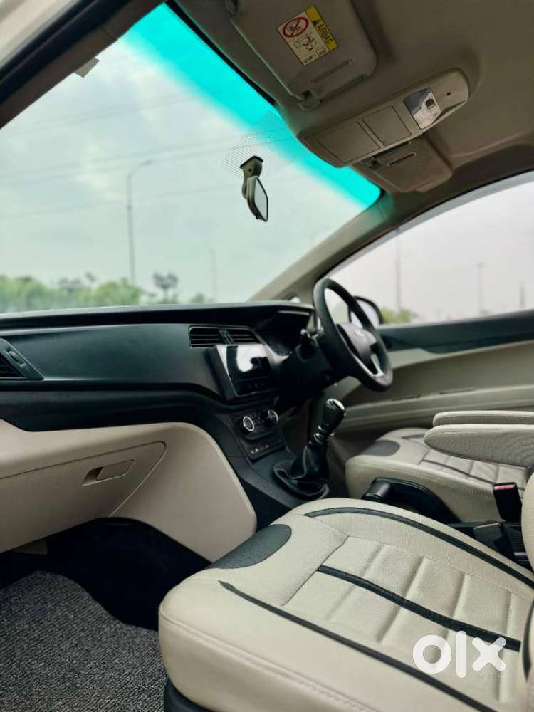 Mahindra Marazzo M2 8str, 2022, Diesel